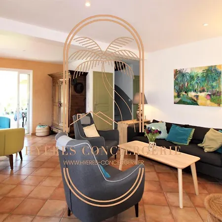 La Quietude-villa T4 Costebelle Plage Almanarre By Hc Villa Hyeres